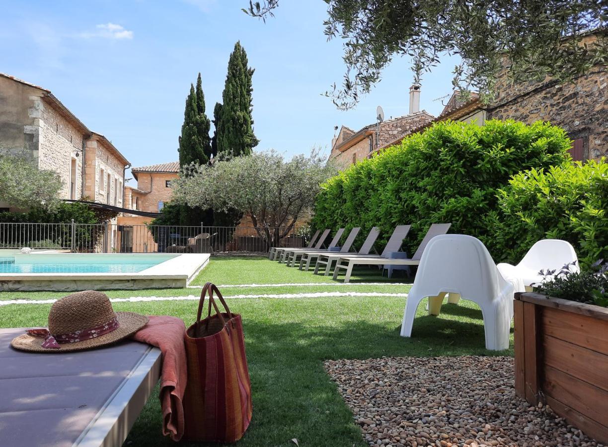 L'Ostal - Bed & Breakfast - Chambres Et Suites De 25 A 40M2 - Spa Saint-Hilaire-dʼOzilhan Buitenkant foto