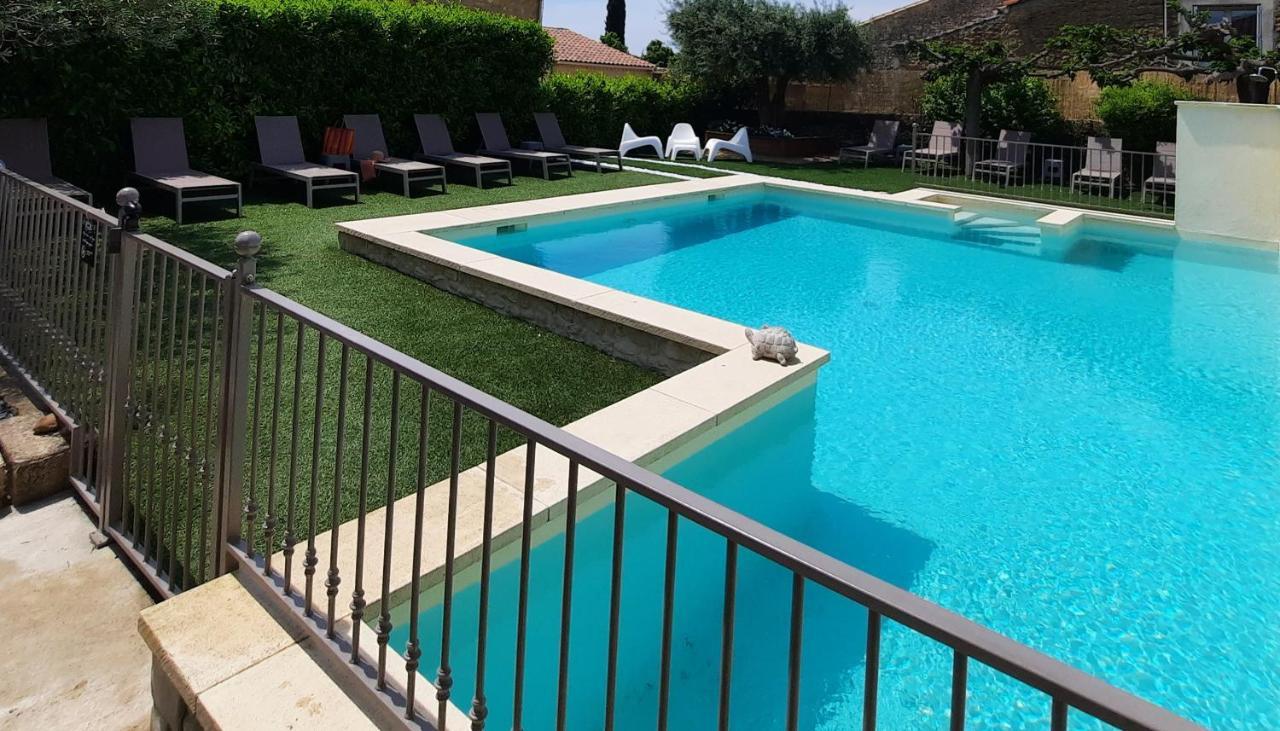 L'Ostal - Bed & Breakfast - Chambres Et Suites De 25 A 40M2 - Spa Saint-Hilaire-dʼOzilhan Buitenkant foto